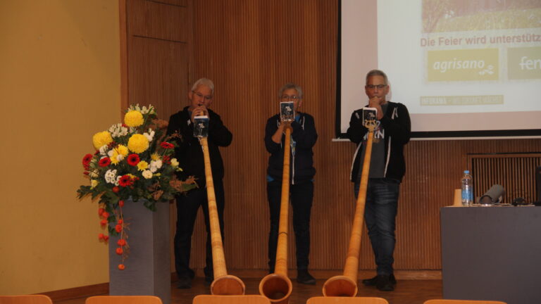 Alphorntrio Luethi Agrotechniker innen Schlussfeier 2025