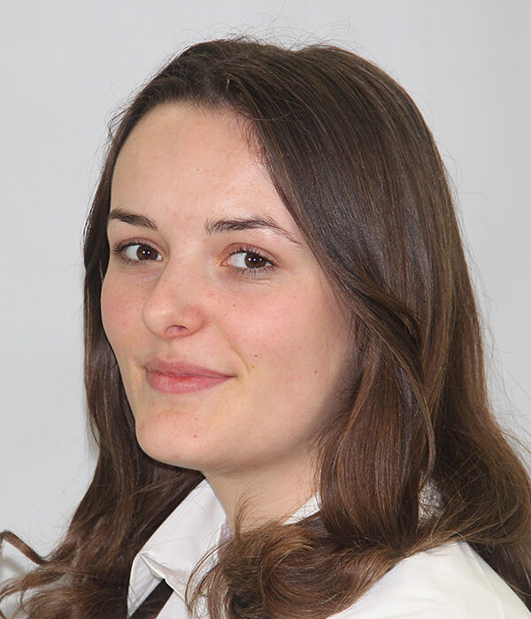 Murina Larissa IMG 8749 600 700